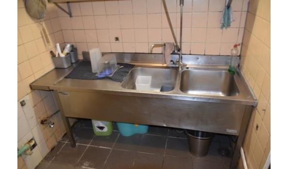 OVERNAME van de FALING P&F GASTRONOMY 22 bv - complete inventaris van een pizzeria
